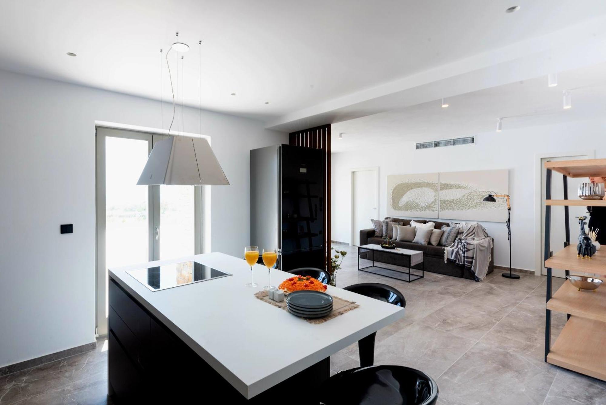 Golden Bay Luxury Villas And Suites 흐리시 악티 외부 사진
