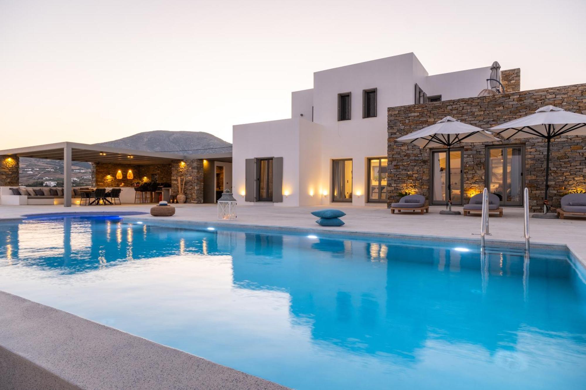 Golden Bay Luxury Villas And Suites 흐리시 악티 외부 사진