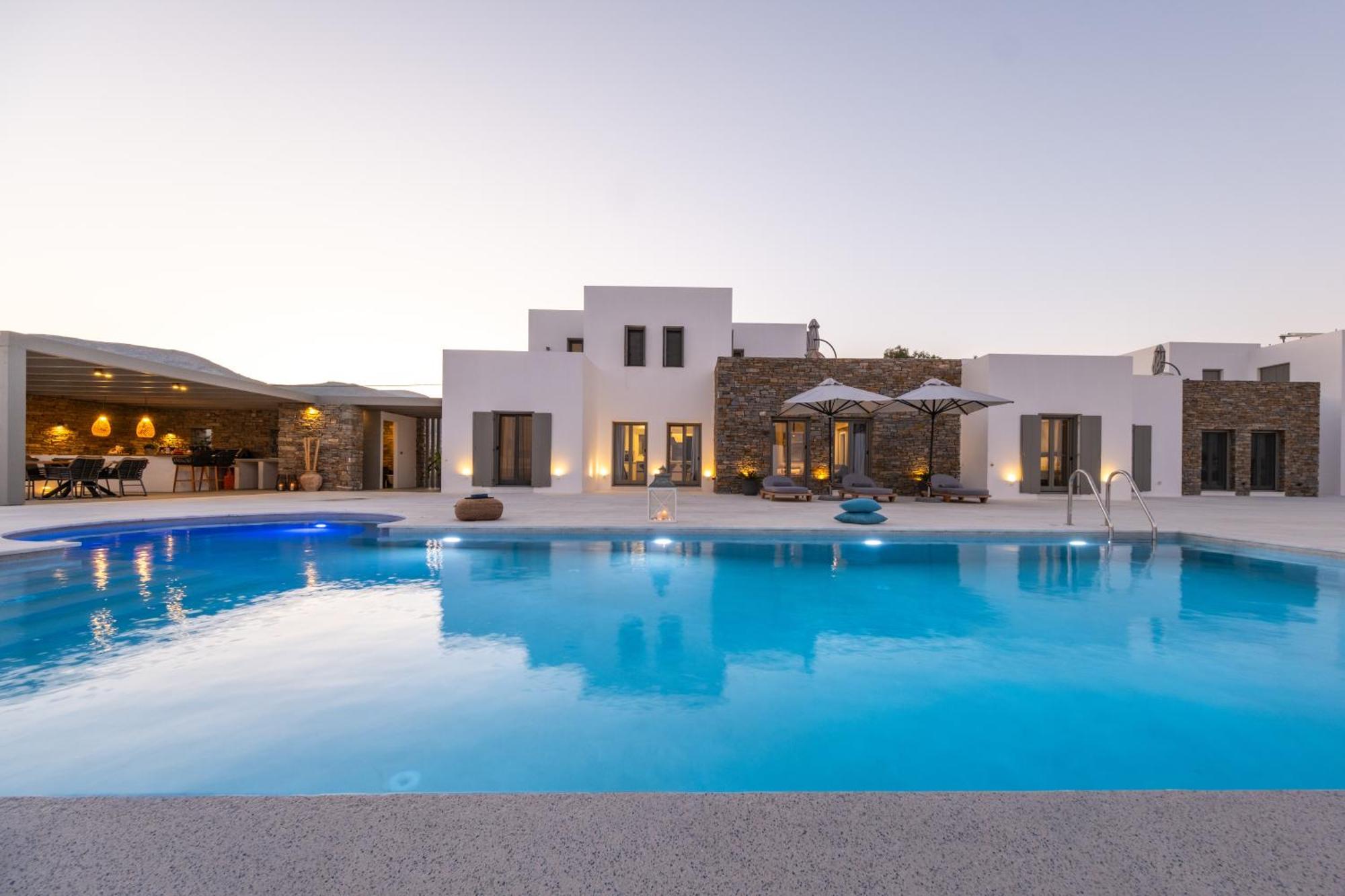 Golden Bay Luxury Villas And Suites 흐리시 악티 외부 사진